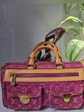 Rare** Louis Vuitton Pink Monogram Denim Neo Speedy 30